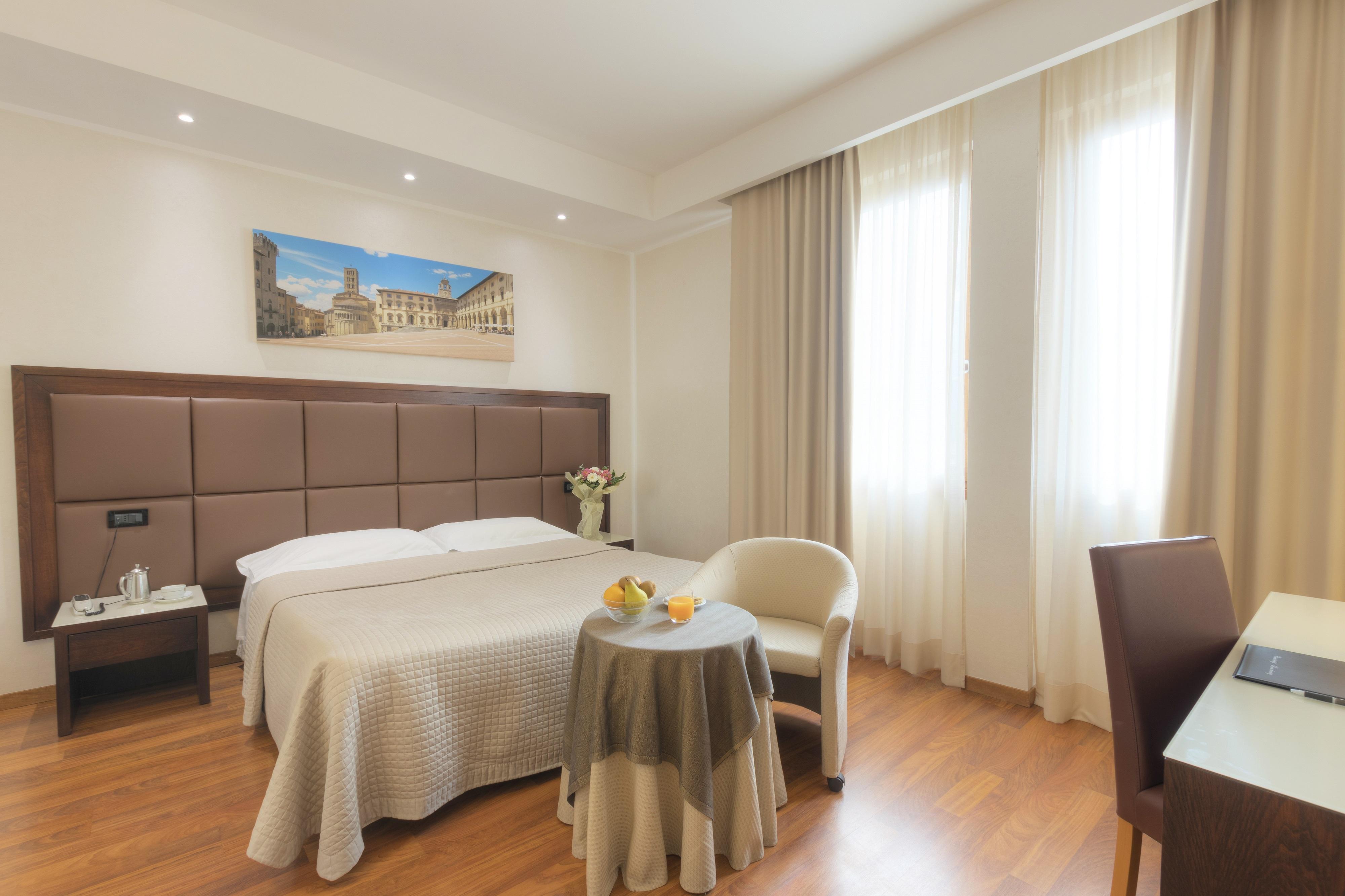 Hotel Minerva Arezzo Ngoại thất bức ảnh