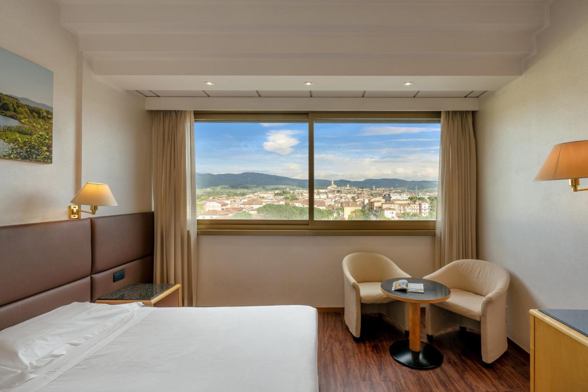 Hotel Minerva Arezzo Ngoại thất bức ảnh