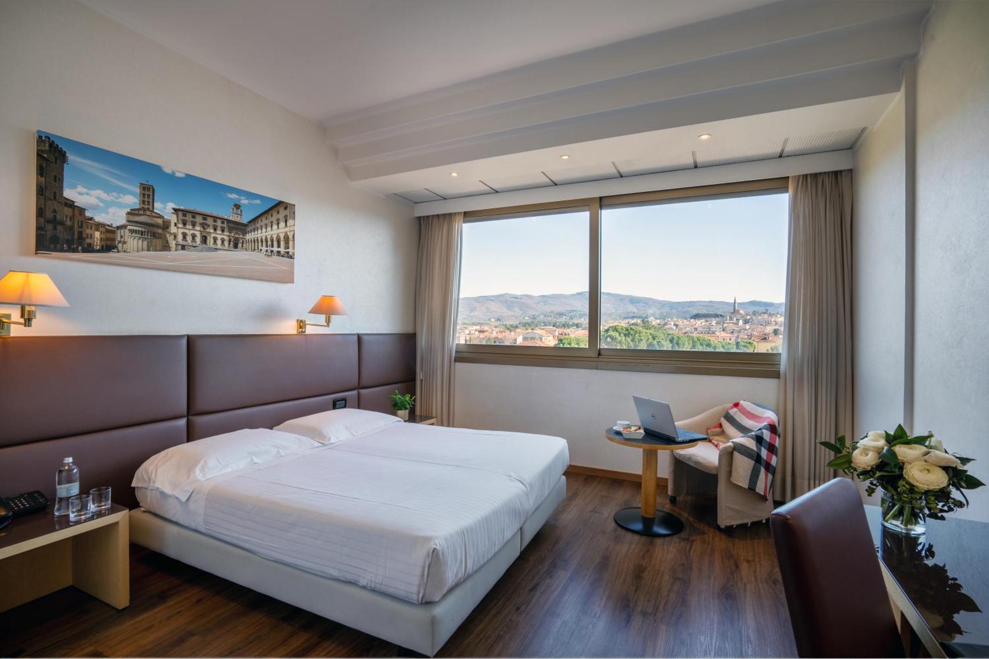 Hotel Minerva Arezzo Ngoại thất bức ảnh